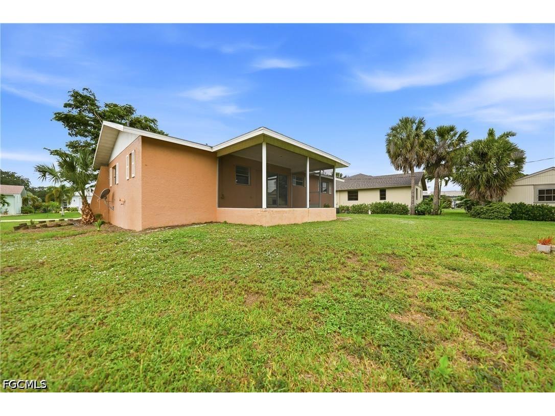 2620 Wisteria Place Punta Gorda FL 33950 2026024566 image30