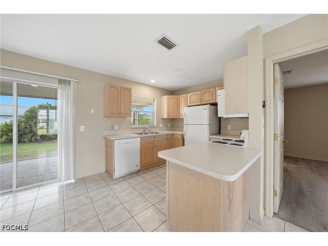 2620 Wisteria Place Punta Gorda FL 33950 2026024566 image9