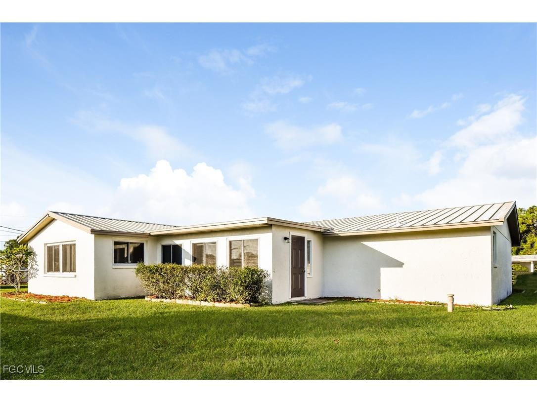 2621 10th Street Englewood FL 34224 2025014386 image16