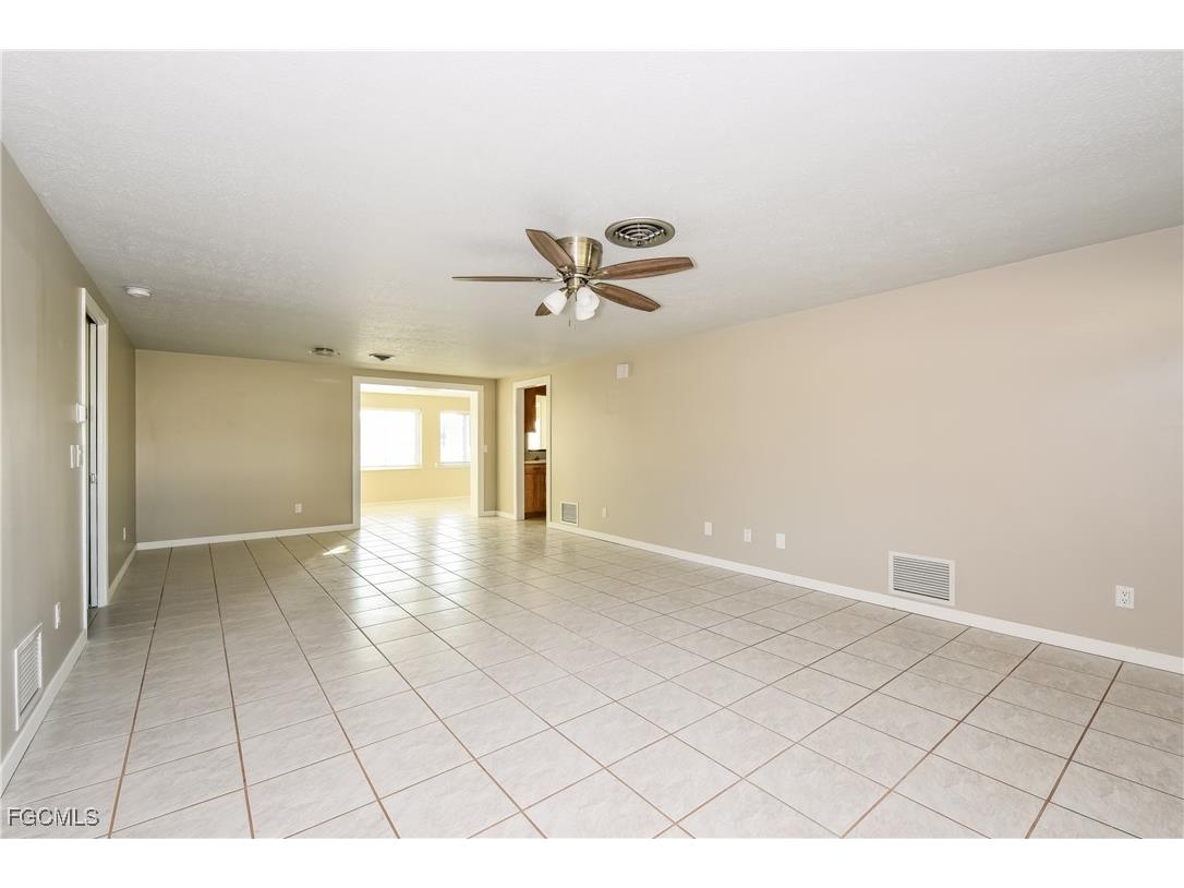 2621 10th Street Englewood FL 34224 2025014386 image2