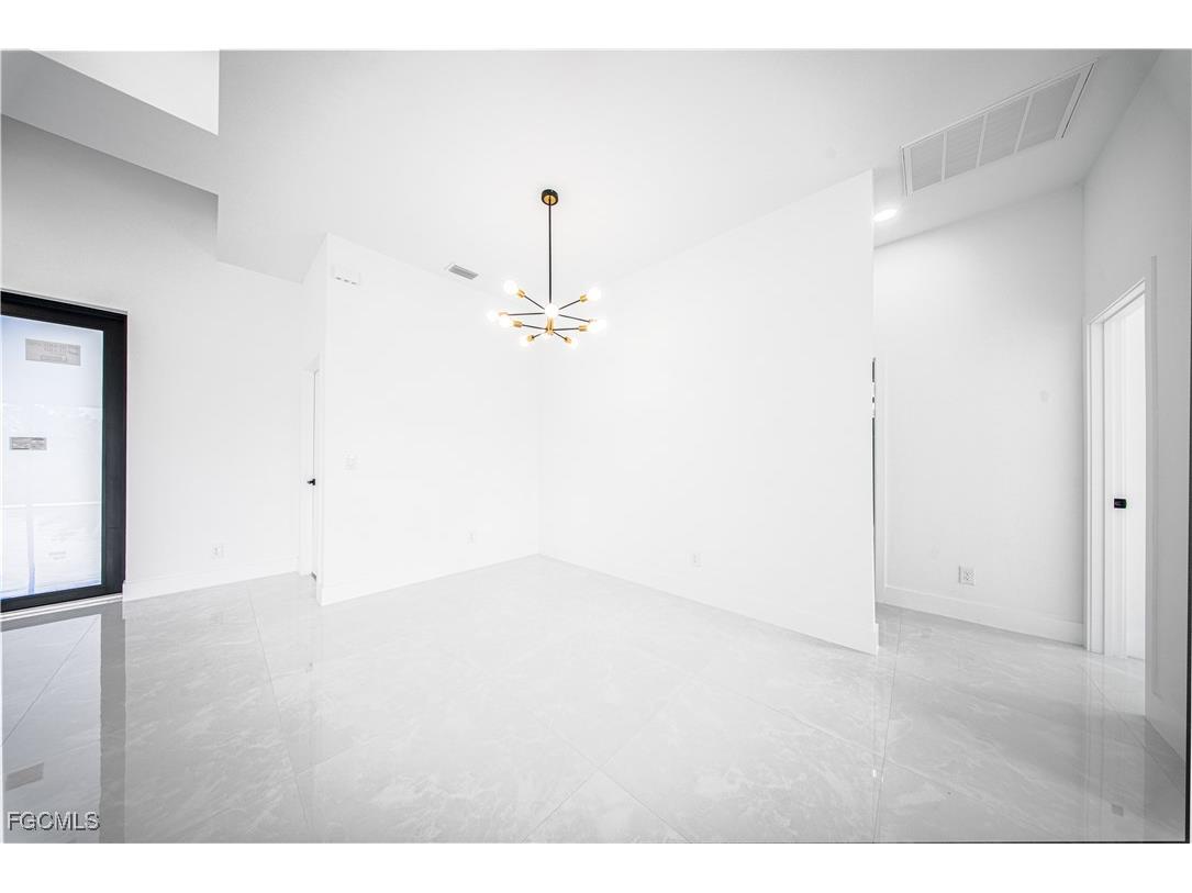 2621 42nd Street W Lehigh Acres FL 33971 2025019612 image4