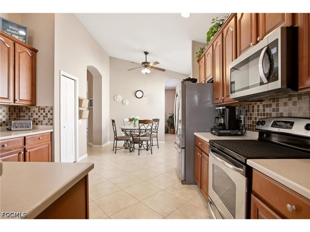 2621 Brightside Court Cape Coral FL 33991 2026023084 image15