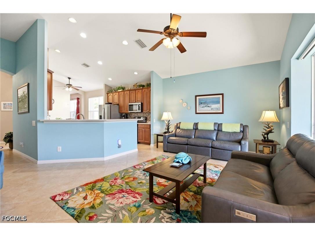 2621 Brightside Court Cape Coral FL 33991 2026023084 image9