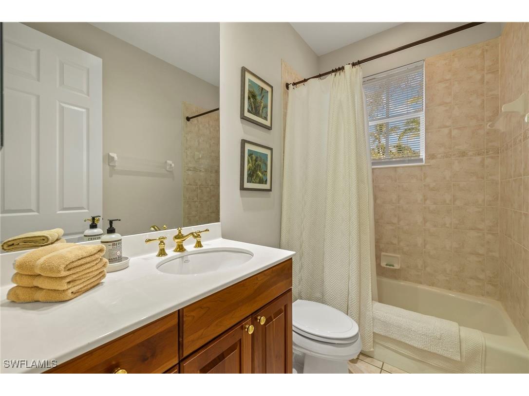 2621 Estrella Court #1601 Naples FL 34109 226005432 image18