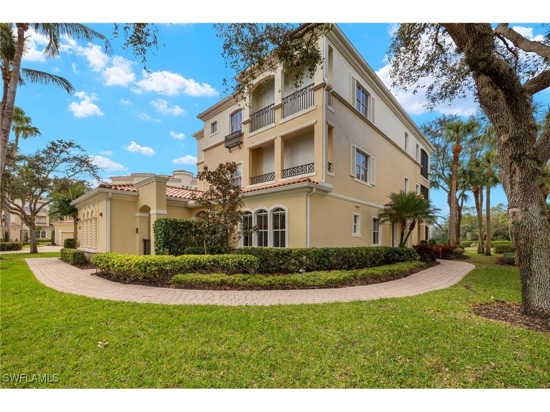 2621 Estrella Court #1601 Naples FL 34109 226005432 image24