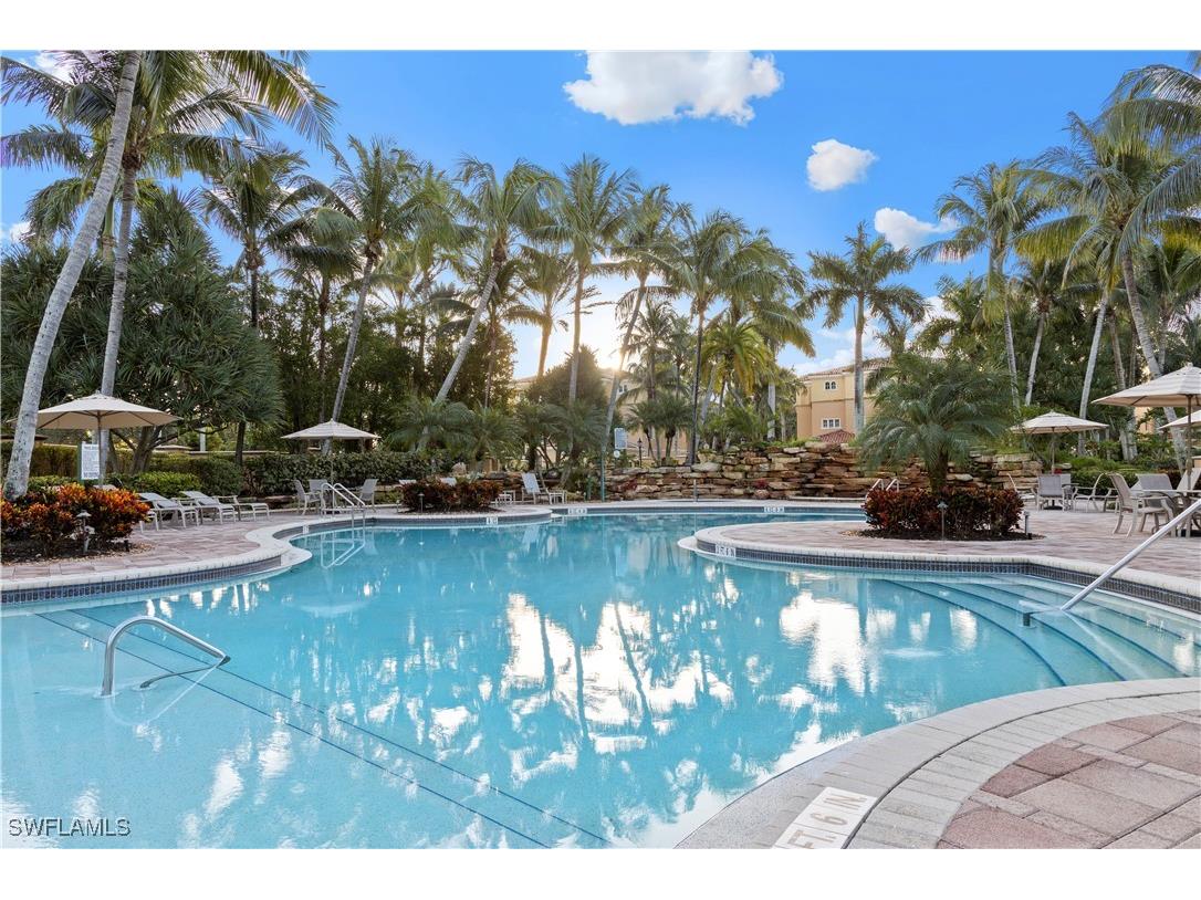 2621 Estrella Court #1601 Naples FL 34109 226005432 image32