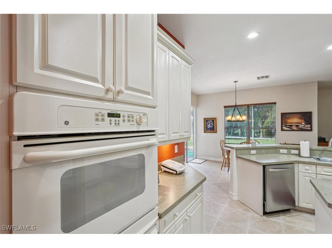 2621 Golden Gate Boulevard W Naples FL 34120 225081979 image13