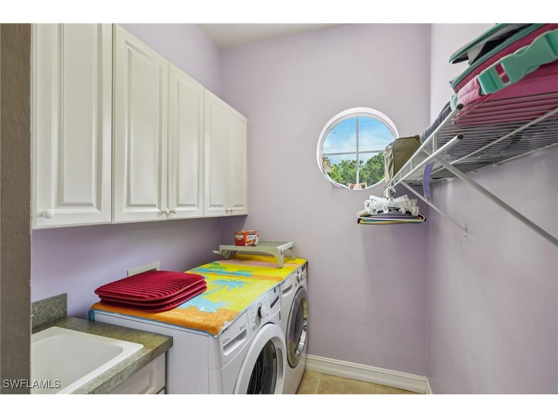 2621 Golden Gate Boulevard W Naples FL 34120 225081979 image30