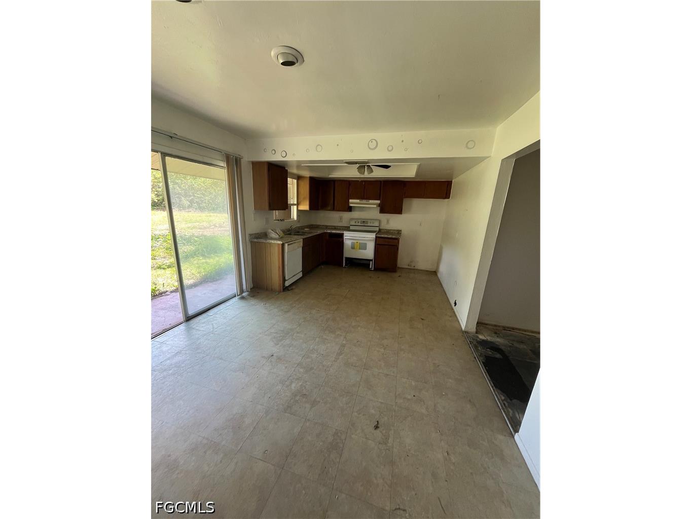 2621 Purslane Drive Fort Myers FL 33905 2026018624 image5