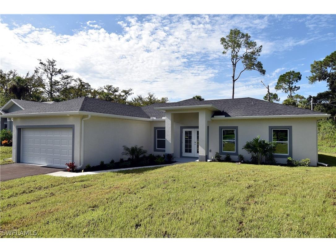 2622 20th Avenue NE Naples FL 34120 224038078 image1