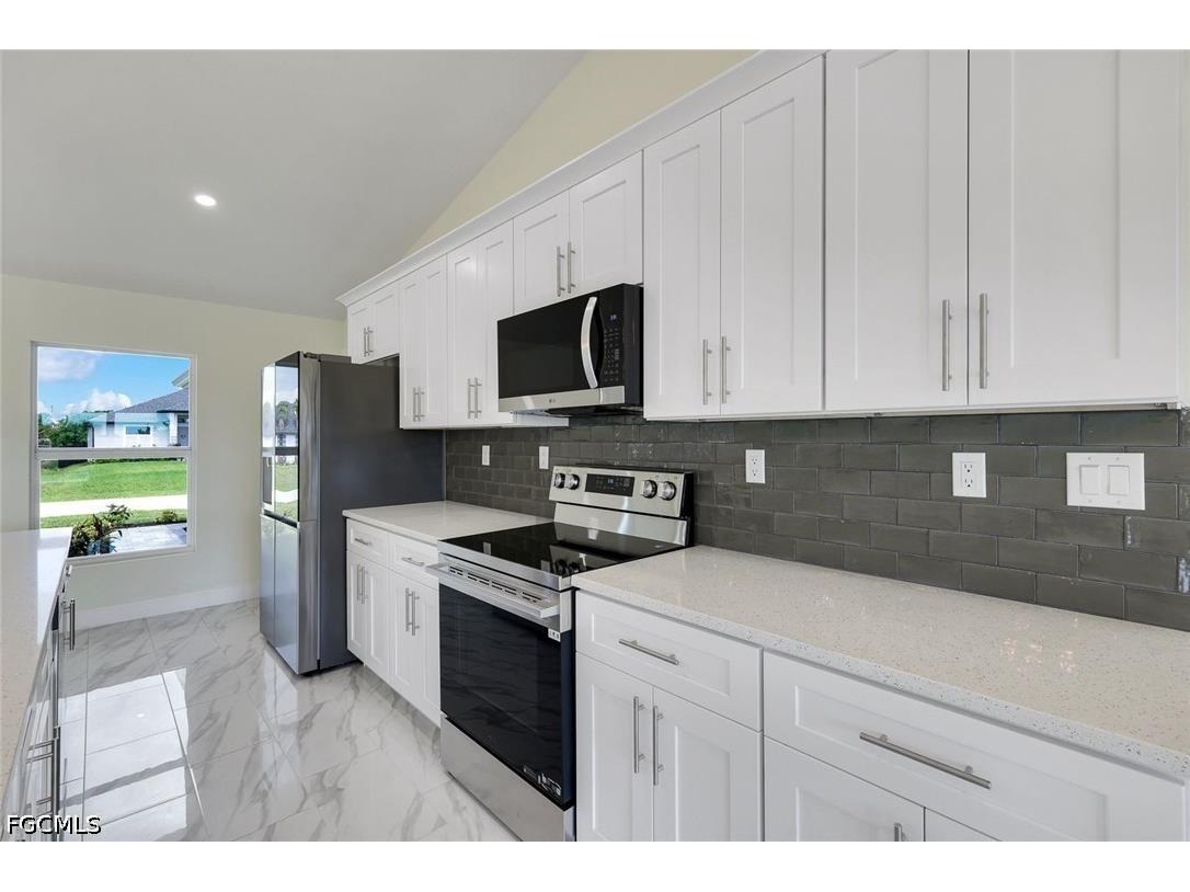 2622 NE 1st Place Cape Coral FL 33909 2026028138 image10