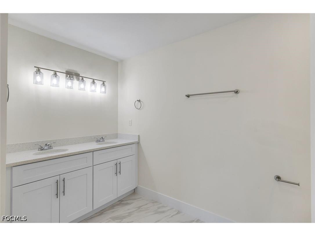 2622 NE 1st Place Cape Coral FL 33909 2026028138 image14