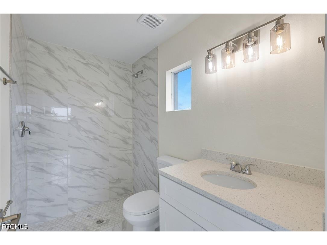 2622 NE 1st Place Cape Coral FL 33909 2026028138 image17