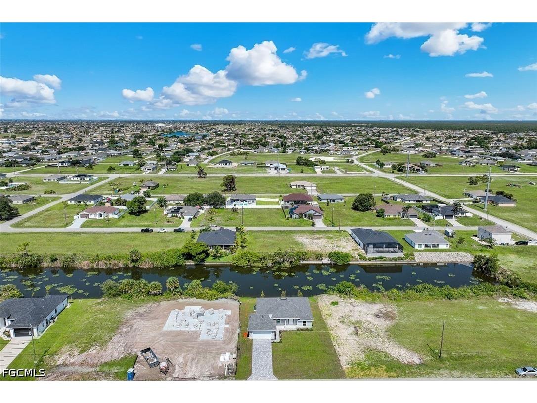 2622 NE 1st Place Cape Coral FL 33909 2026028138 image3