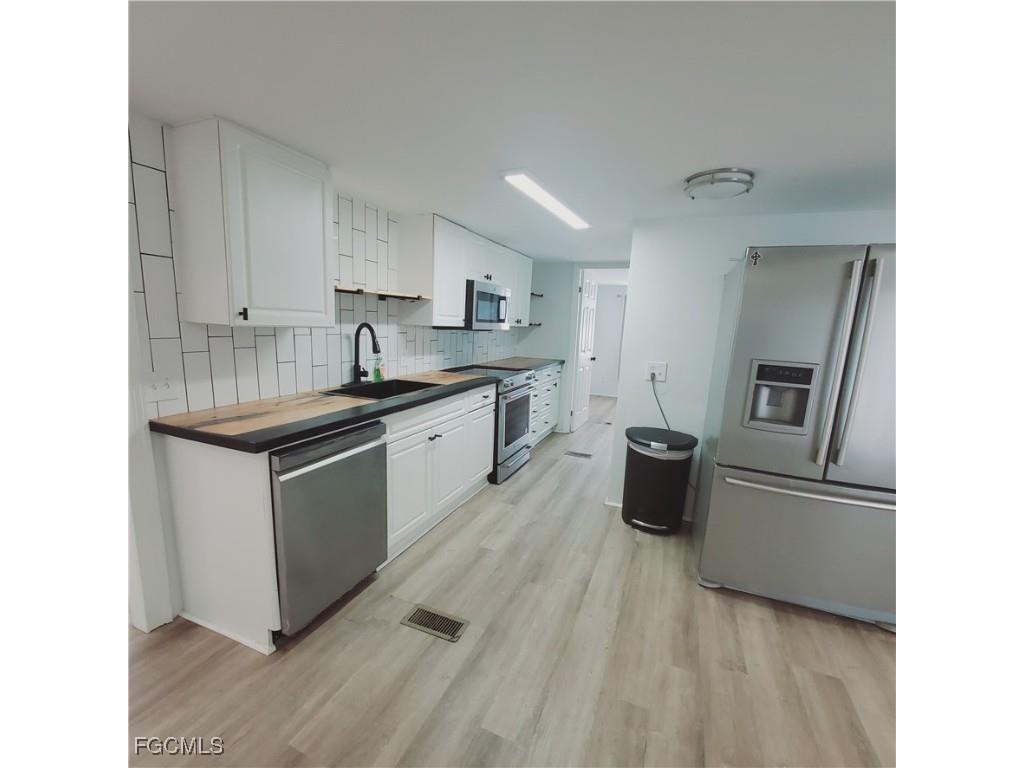 26222 Earl Road Bonita Springs FL 34135 2025018607 image3