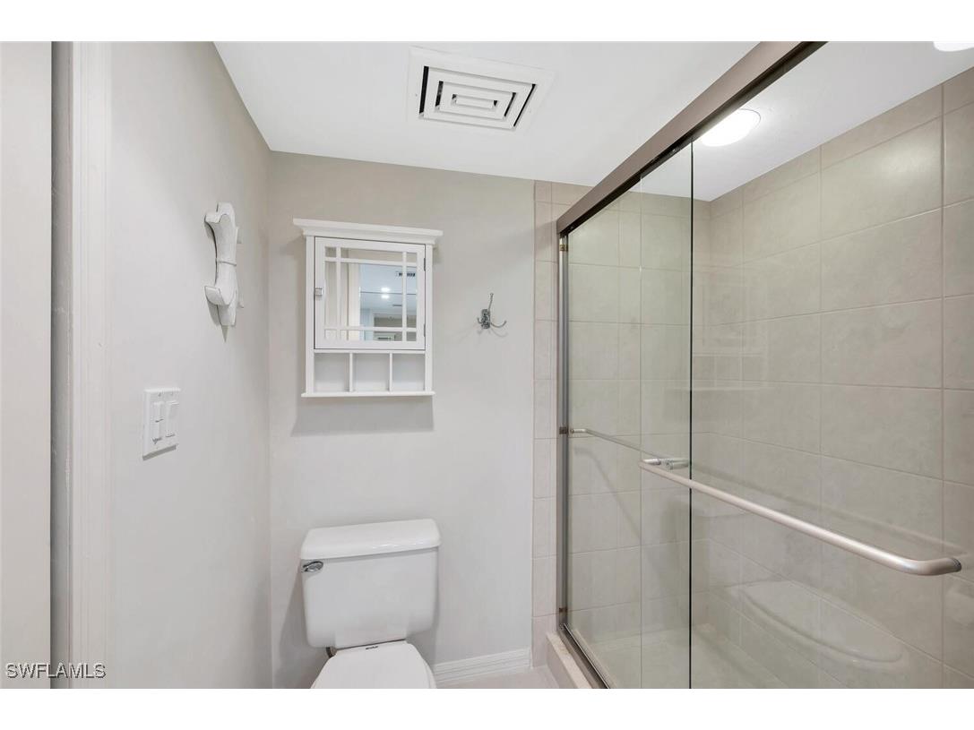 26225 Hickory Boulevard #10B Bonita Springs FL 34134 225074129 image18