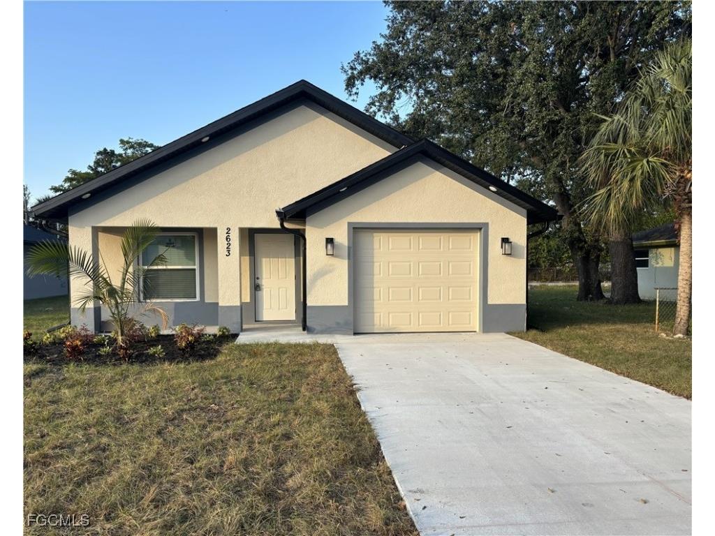 2623 Lafayette Street Fort Myers FL 33916 2025008032 image1