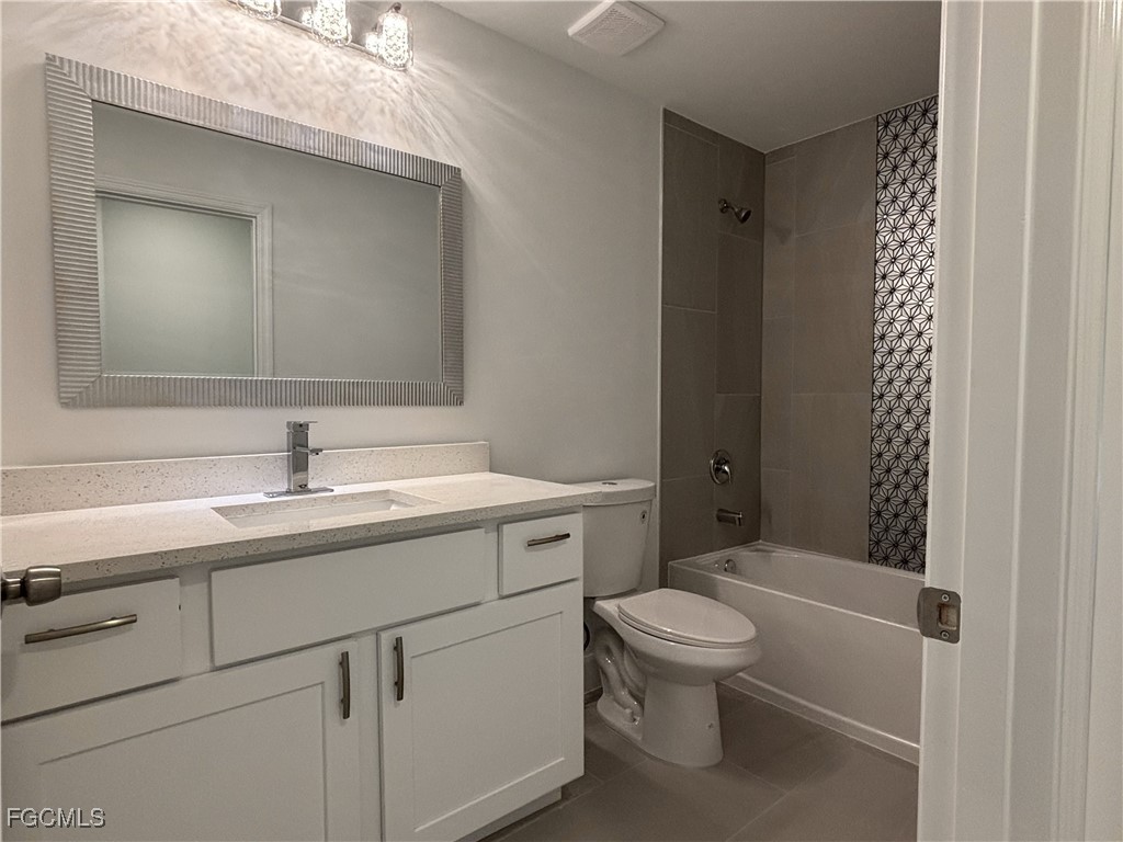 2623 Lafayette Street Fort Myers FL 33916 2025008032 image3