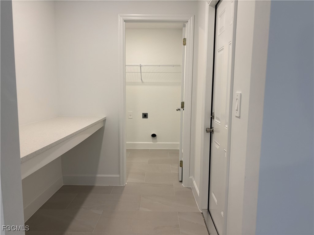 2623 Lafayette Street Fort Myers FL 33916 2025008032 image4