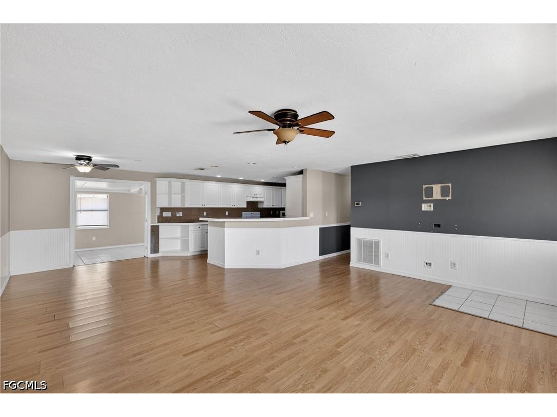 2623 NE 22nd Avenue Cape Coral FL 33909 2026020202 image17