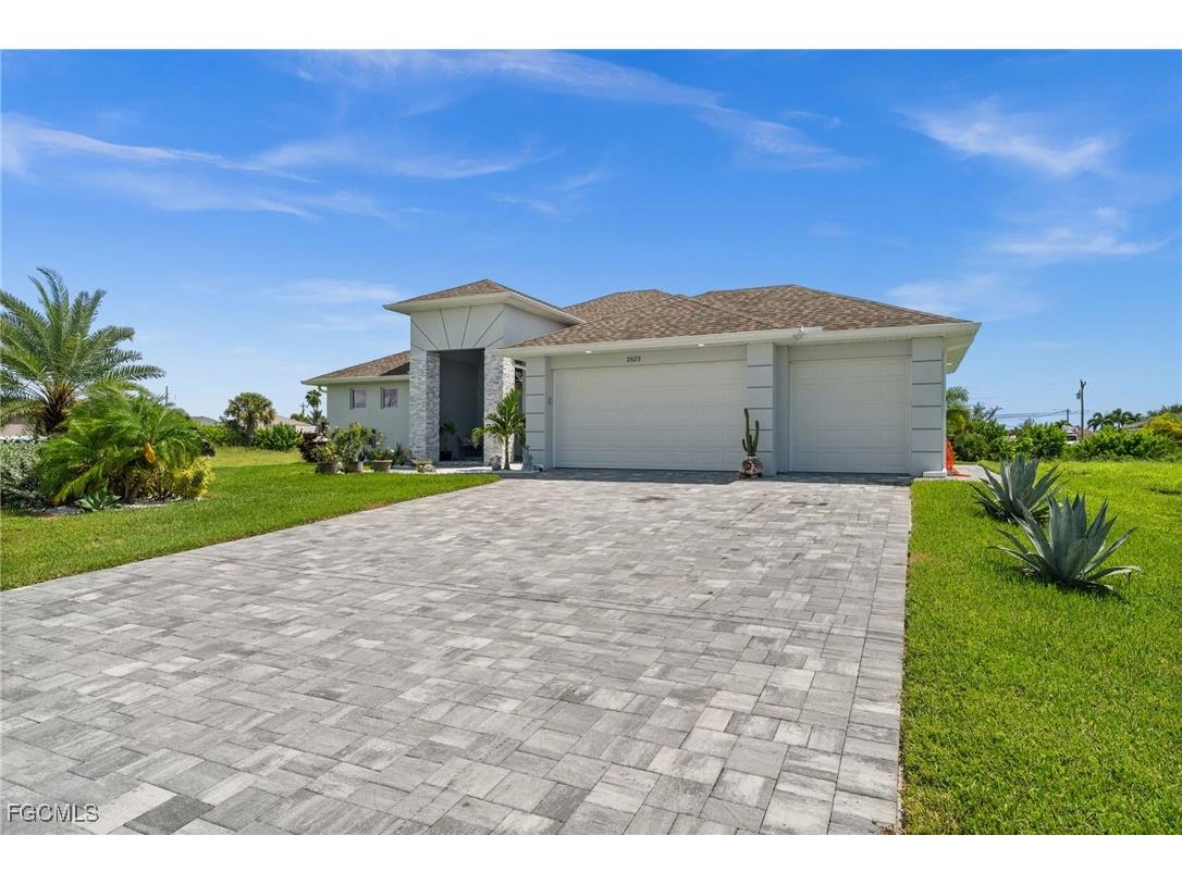 2623 SW 21st Avenue Cape Coral FL 33914 2025001136 image2