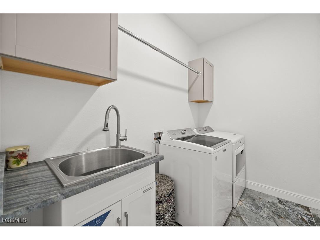 2623 SW 21st Avenue Cape Coral FL 33914 2025001136 image34