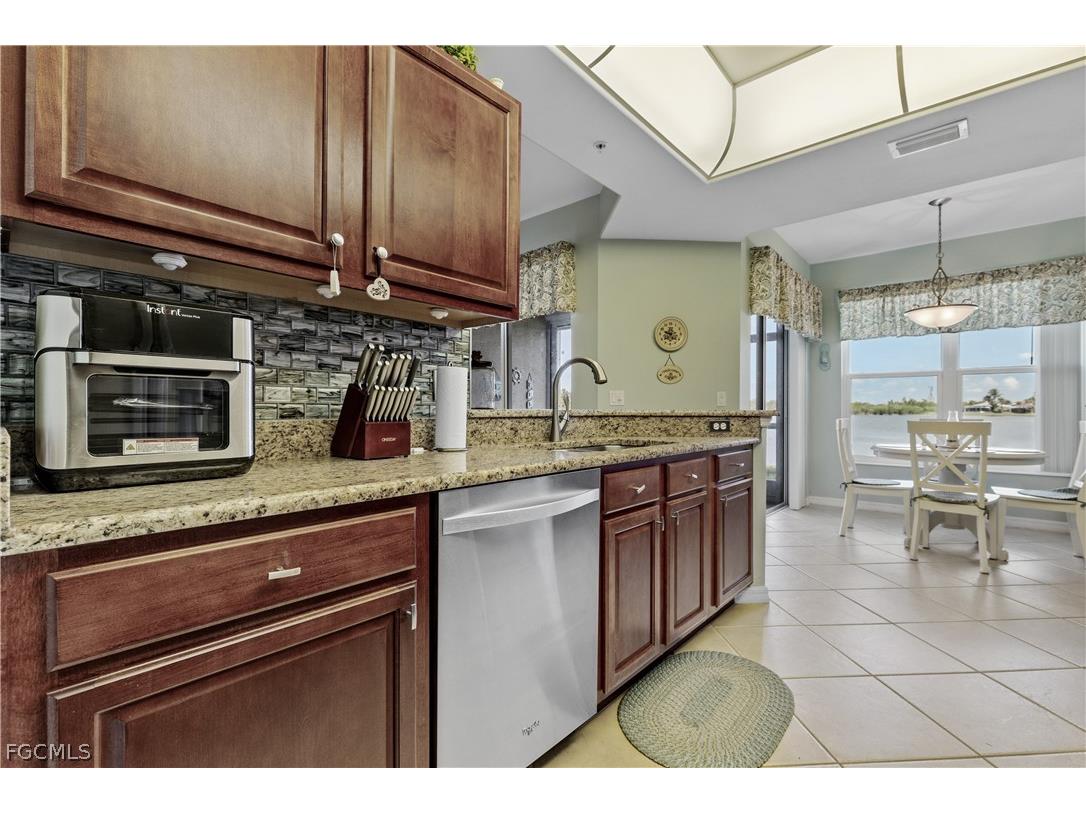 2623 Somerville Loop #506 Cape Coral FL 33991 2026012795 image21
