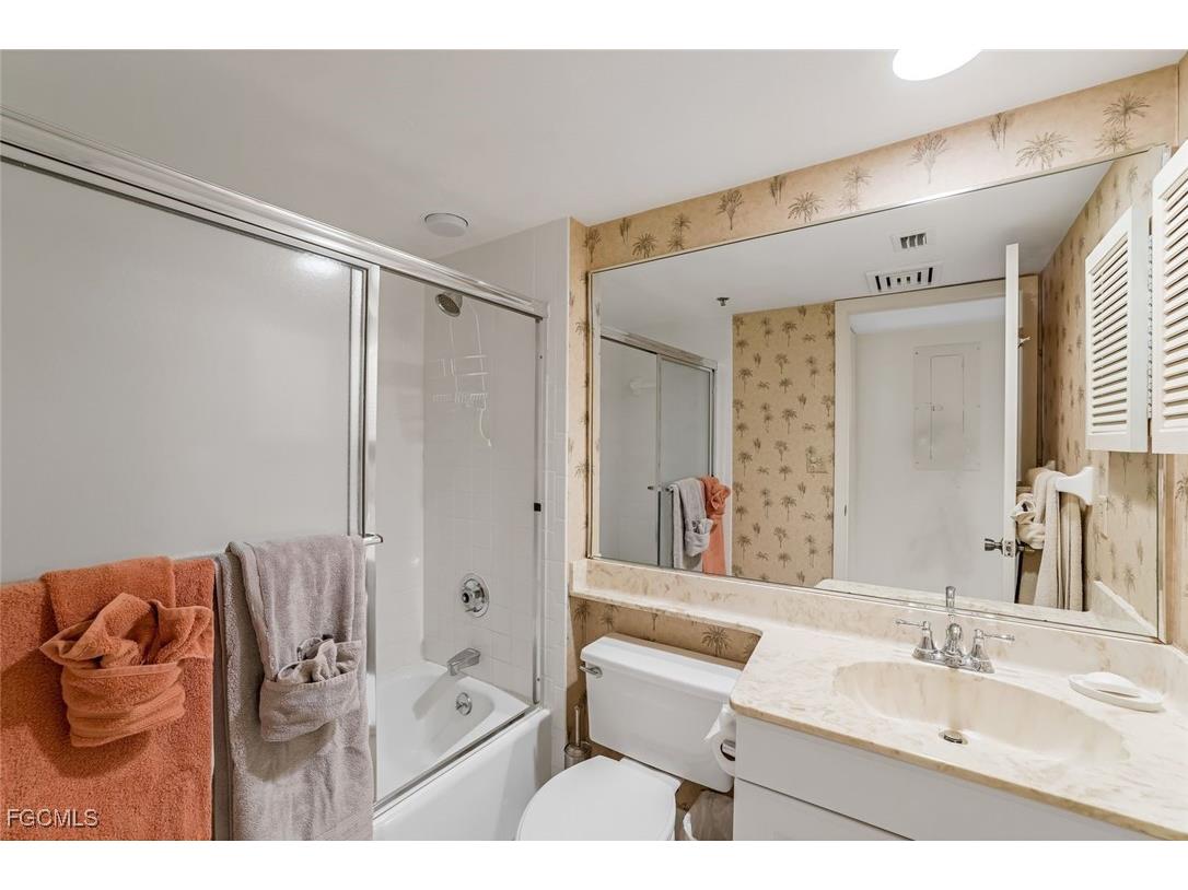 26235 Hickory Boulevard #11A Bonita Springs FL 34134 2025013166 image2