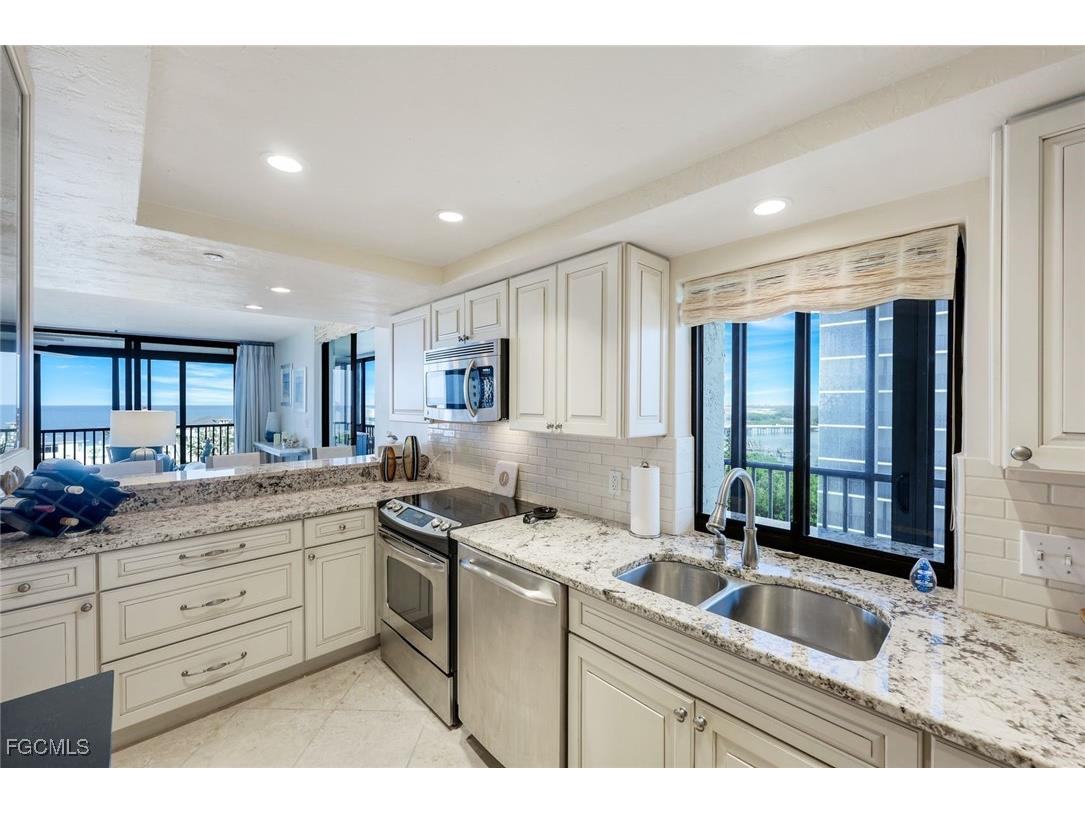 26235 Hickory Boulevard #7C Bonita Springs FL 34134 2025000082 image8