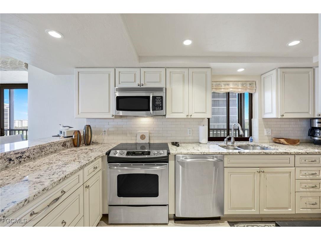 26235 Hickory Boulevard #7C Bonita Springs FL 34134 2025000082 image9