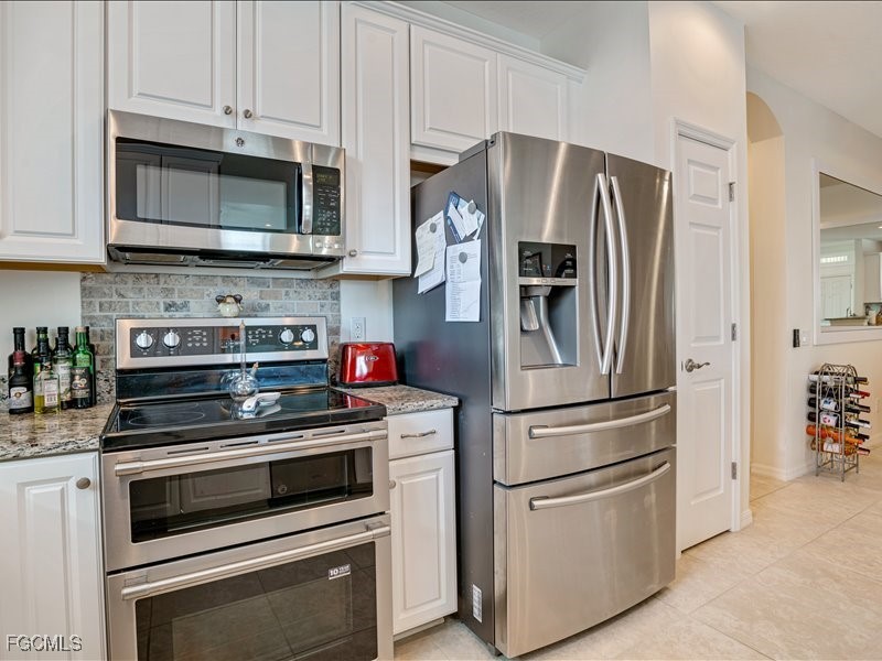 2624 Anguilla Drive Cape Coral FL 33991 2026005121 image18