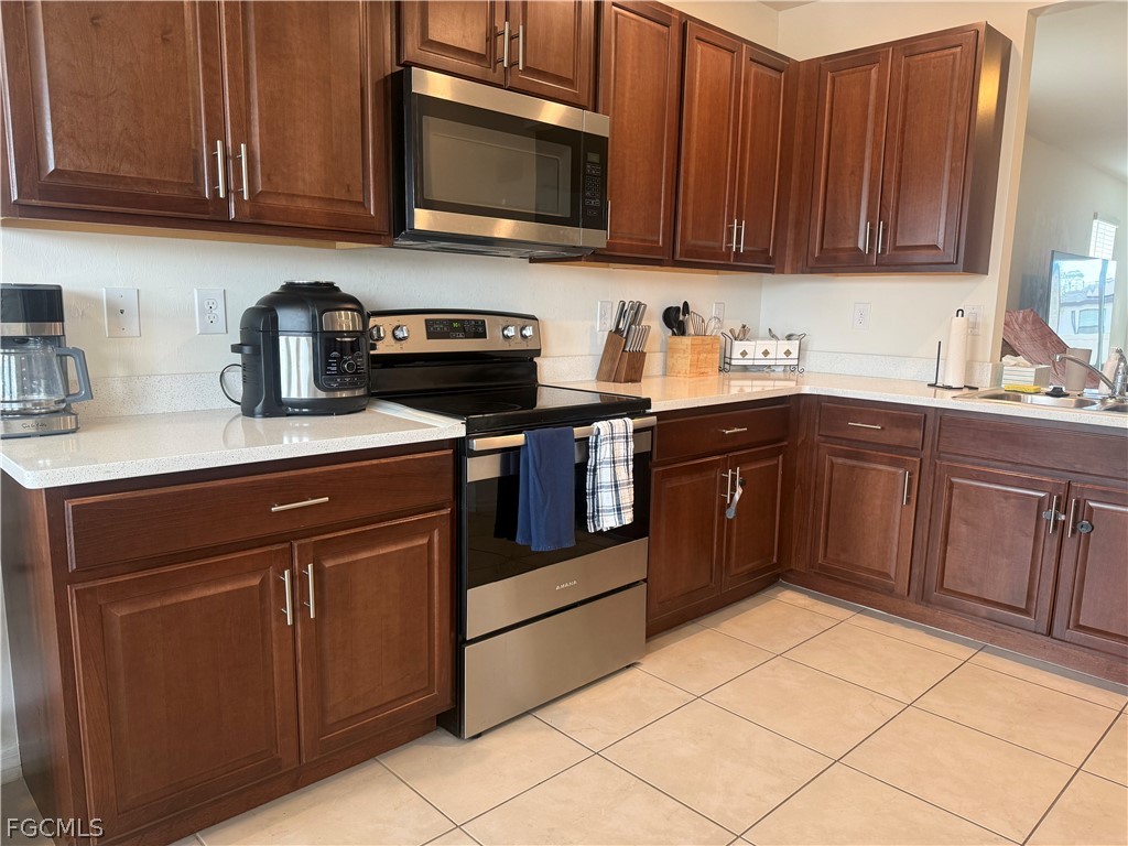 2624 NE 7th Avenue Cape Coral FL 33909 2026010519 image5