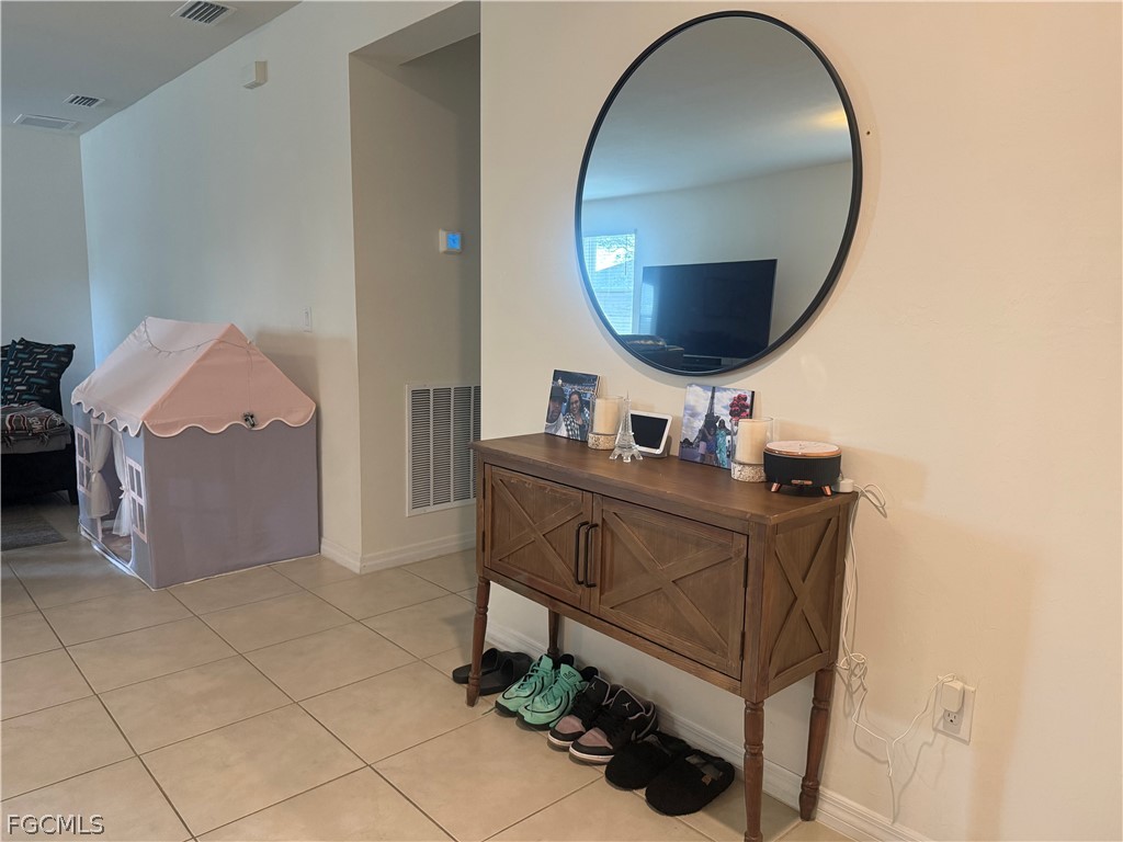 2624 NE 7th Avenue Cape Coral FL 33909 2026010519 image8