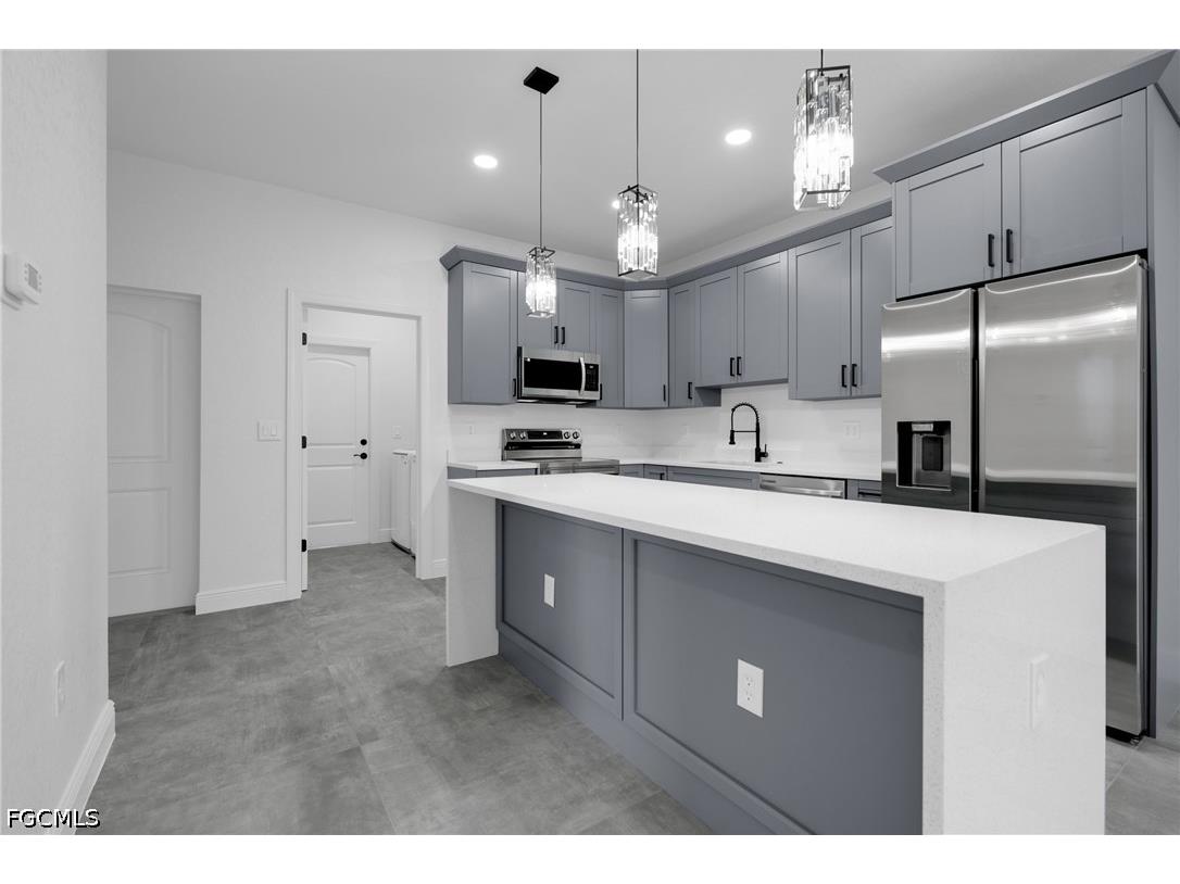 2625/2627 Sunniland Boulevard Lehigh Acres FL 33971 2026019724 image9