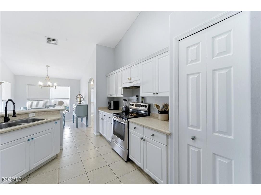 2625 NE 19th Place Cape Coral FL 33909 2026004355 image16