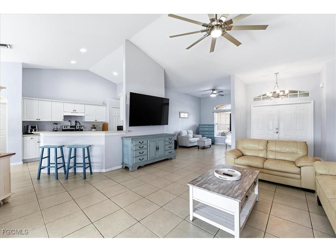 2625 NE 19th Place Cape Coral FL 33909 2026004355 image8