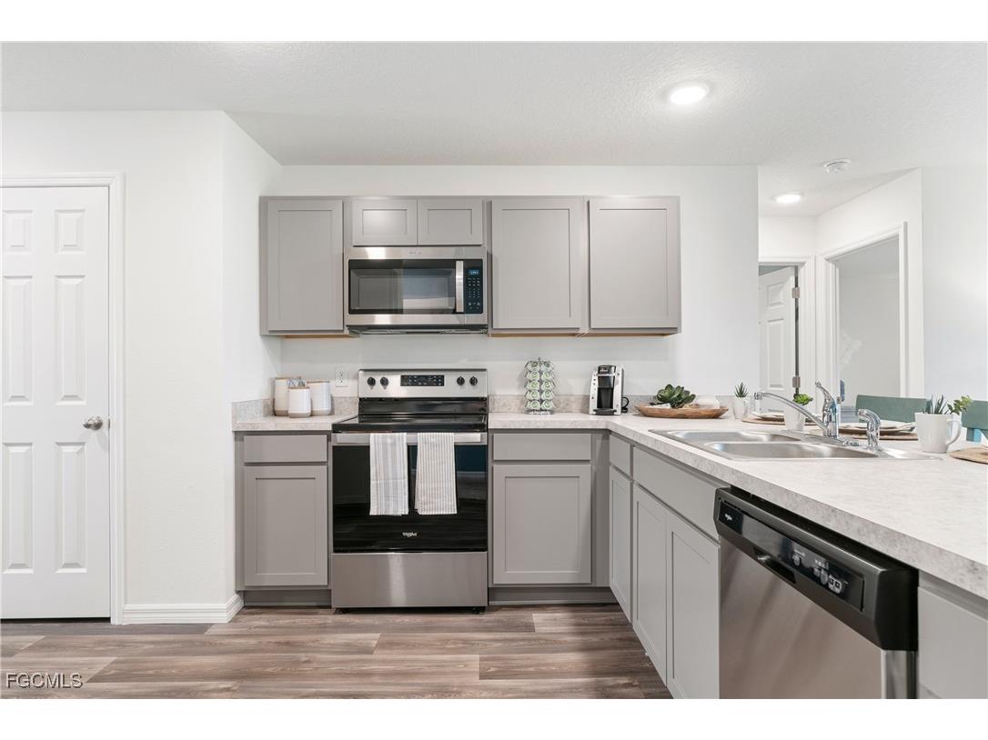 2625 NE 7th Place Cape Coral FL 33909 2025002978 image12