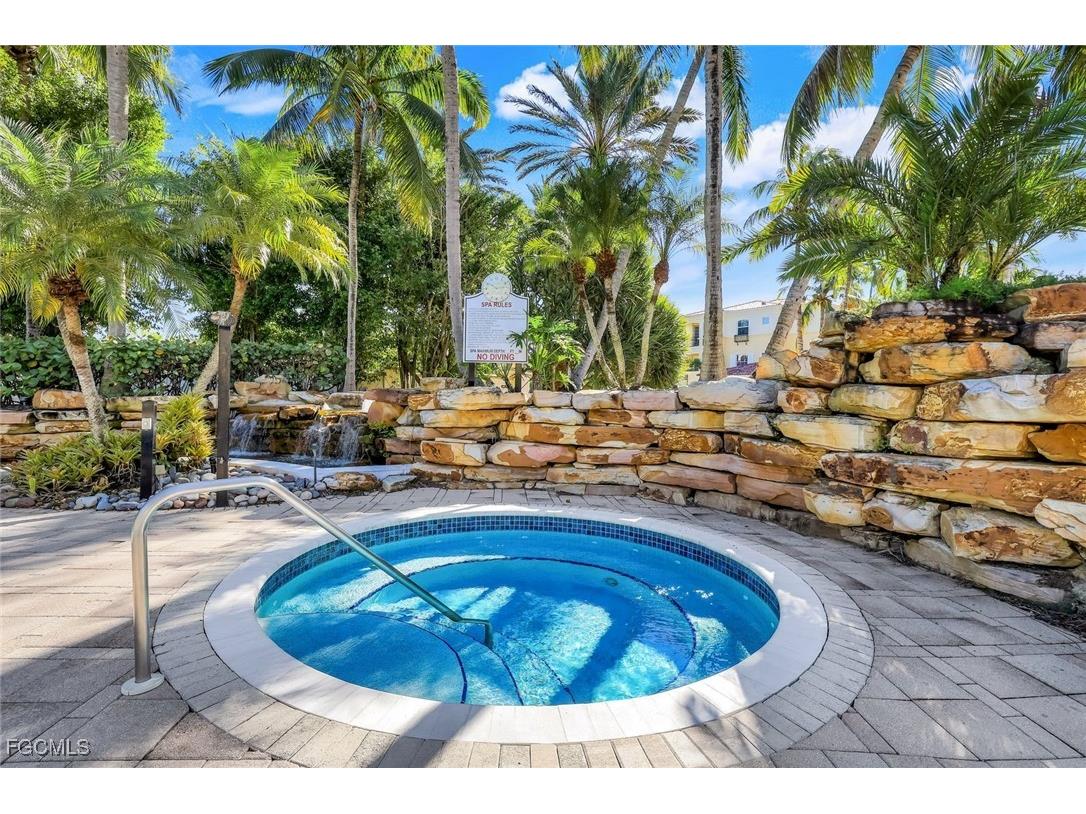 2626 Bolero Drive #102 Naples FL 34109 2025011926 image31
