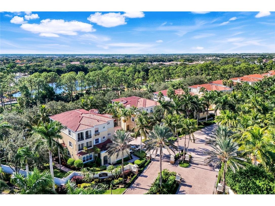 2626 Bolero Drive #102 Naples FL 34109 2025011926 image4