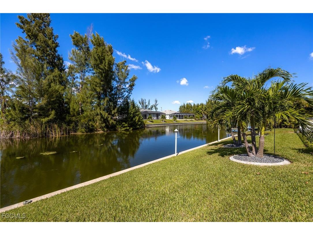 2626 SW 4th Place Cape Coral FL 33914 2026003572 image10