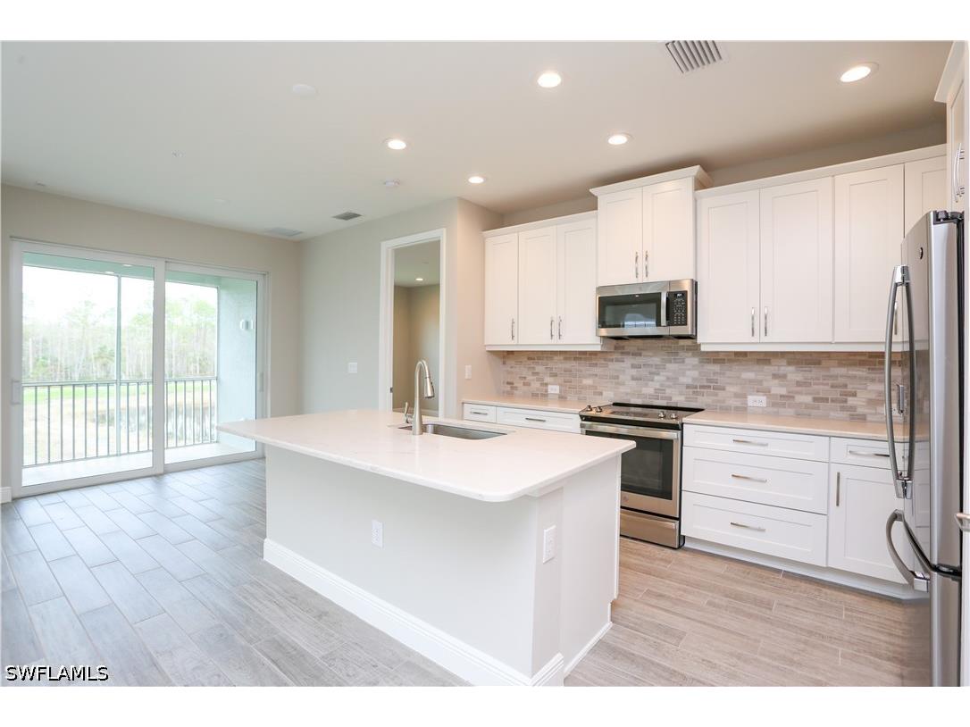 2626 Seychelles Circle #1405 Naples FL 34112 226017703 image11