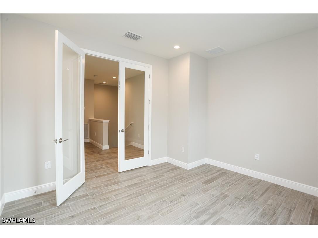 2626 Seychelles Circle #1405 Naples FL 34112 226017703 image20