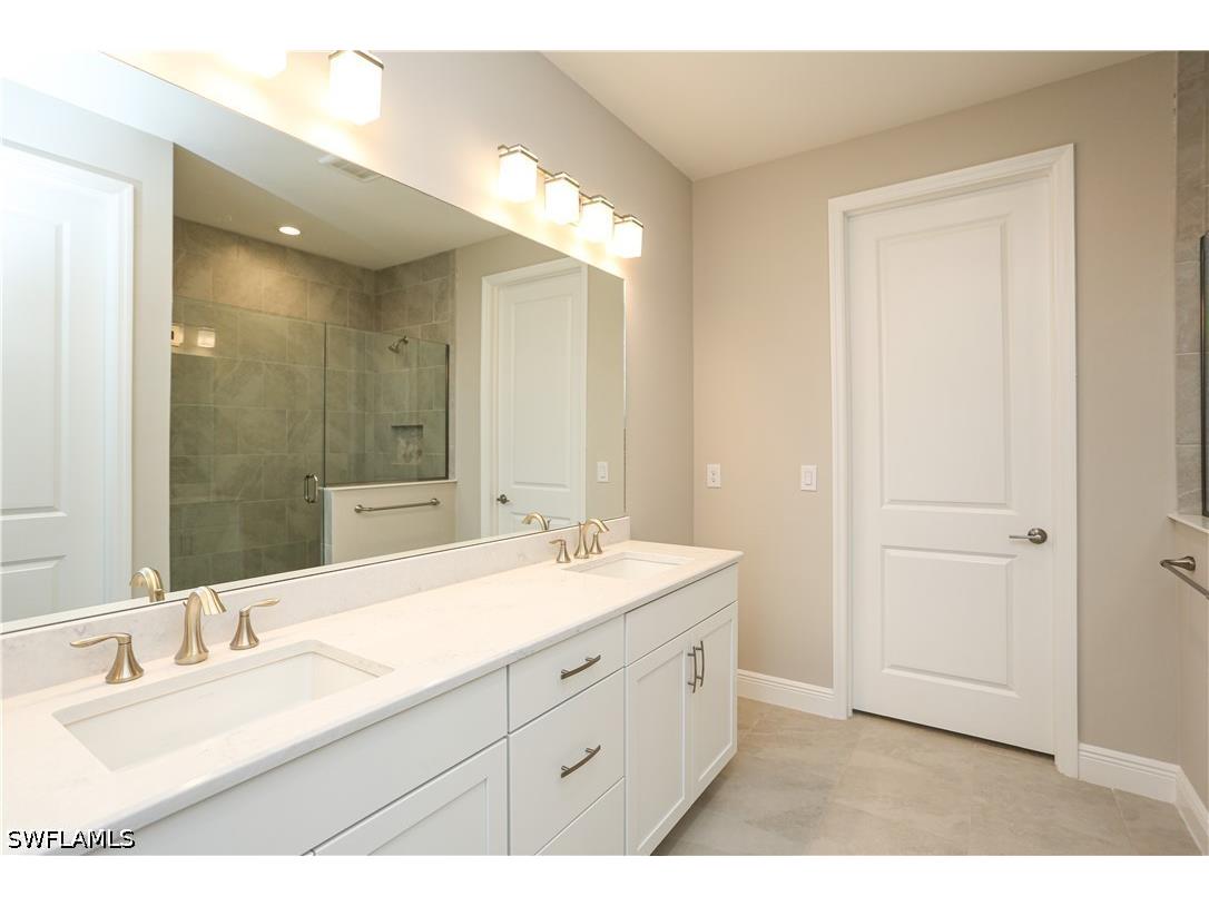 2626 Seychelles Circle #1405 Naples FL 34112 226017703 image30