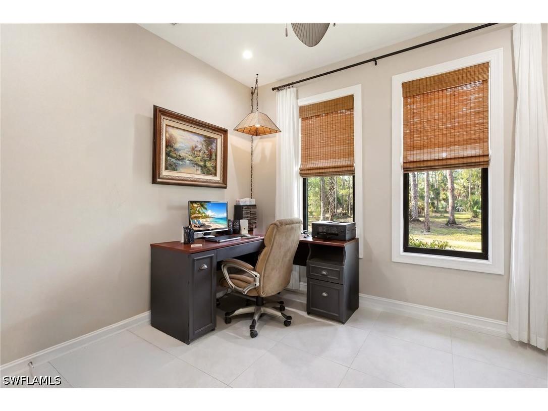 2627 6th Avenue NE Naples FL 34120 226023097 image16