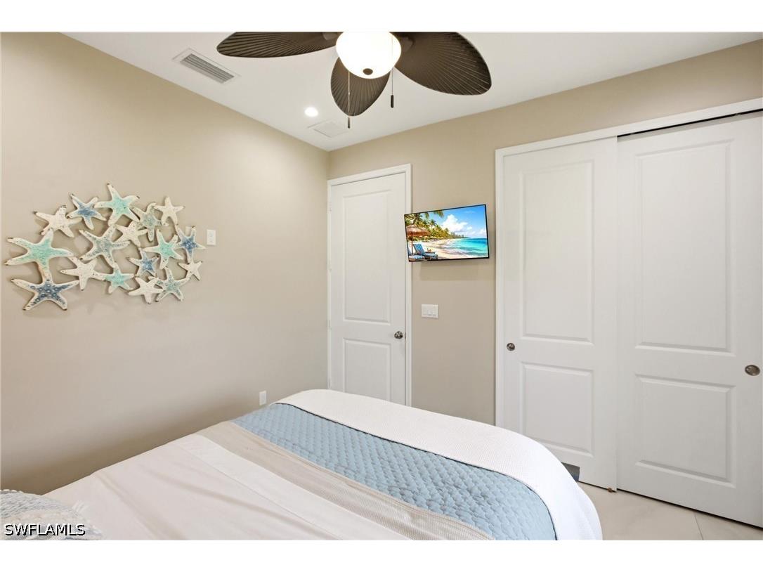 2627 6th Avenue NE Naples FL 34120 226023097 image21
