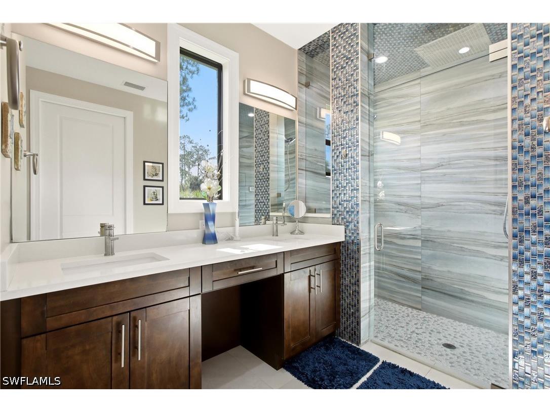 2627 6th Avenue NE Naples FL 34120 226023097 image25