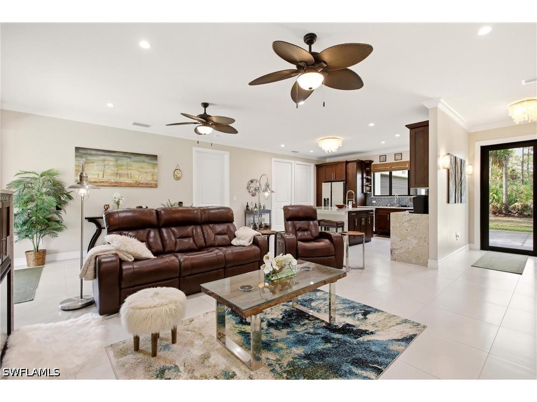 2627 6th Avenue NE Naples FL 34120 226023097 image5