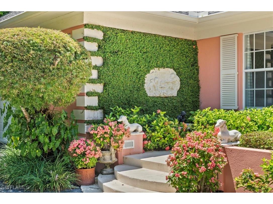  Naples FL 34102 225066849 image17