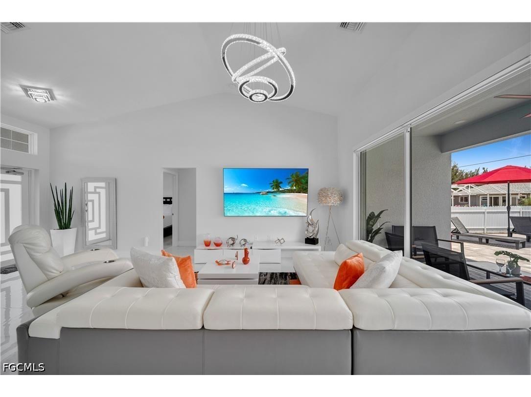 2627 NW 11th Street Cape Coral FL 33993 2026021216 image5