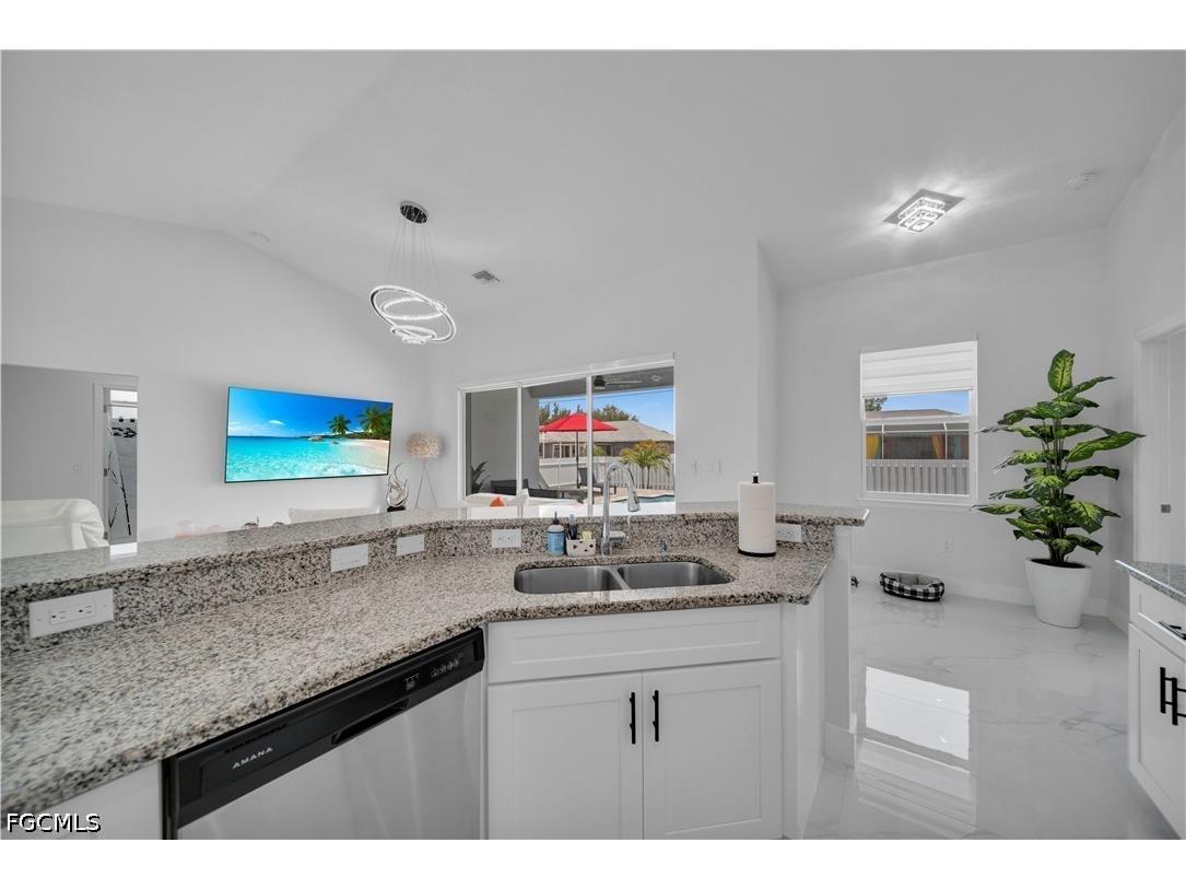2627 NW 11th Street Cape Coral FL 33993 2026021216 image8
